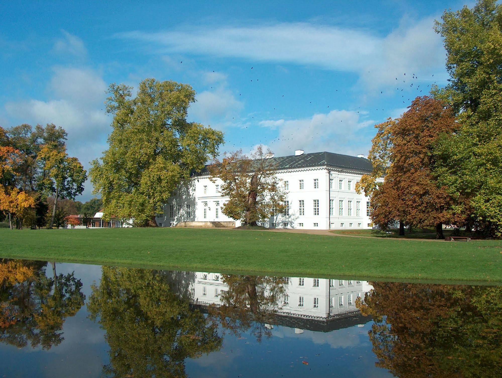 Hotel Schloss Neuhardenberg Dış mekan fotoğraf
