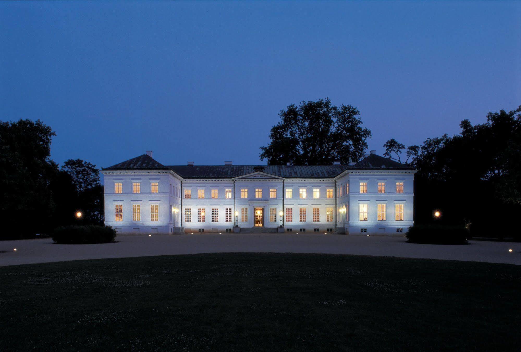 Hotel Schloss Neuhardenberg Dış mekan fotoğraf